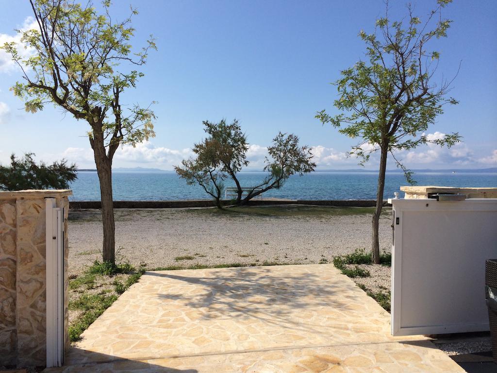 Paradise Resort Vanesa ヴィル エクステリア 写真