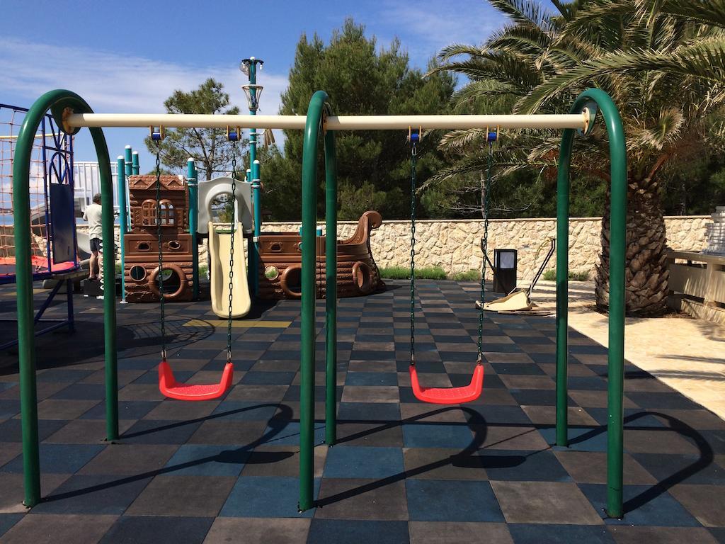 Paradise Resort Vanesa ヴィル エクステリア 写真