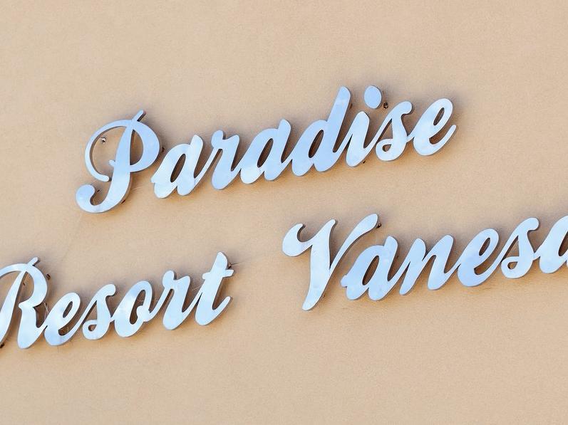Paradise Resort Vanesa ヴィル エクステリア 写真