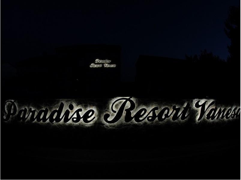 Paradise Resort Vanesa ヴィル エクステリア 写真
