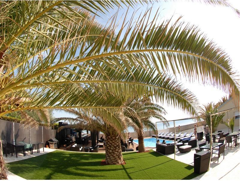 Paradise Resort Vanesa ヴィル エクステリア 写真